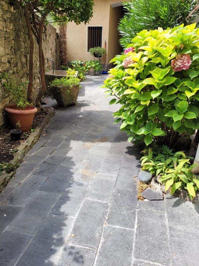 Apartamento Casa Gianna Castiglione dʼIntelvi Exterior foto
