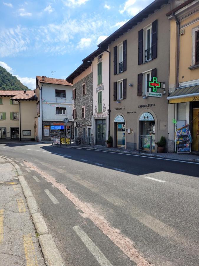 Apartamento Casa Gianna Castiglione dʼIntelvi Exterior foto