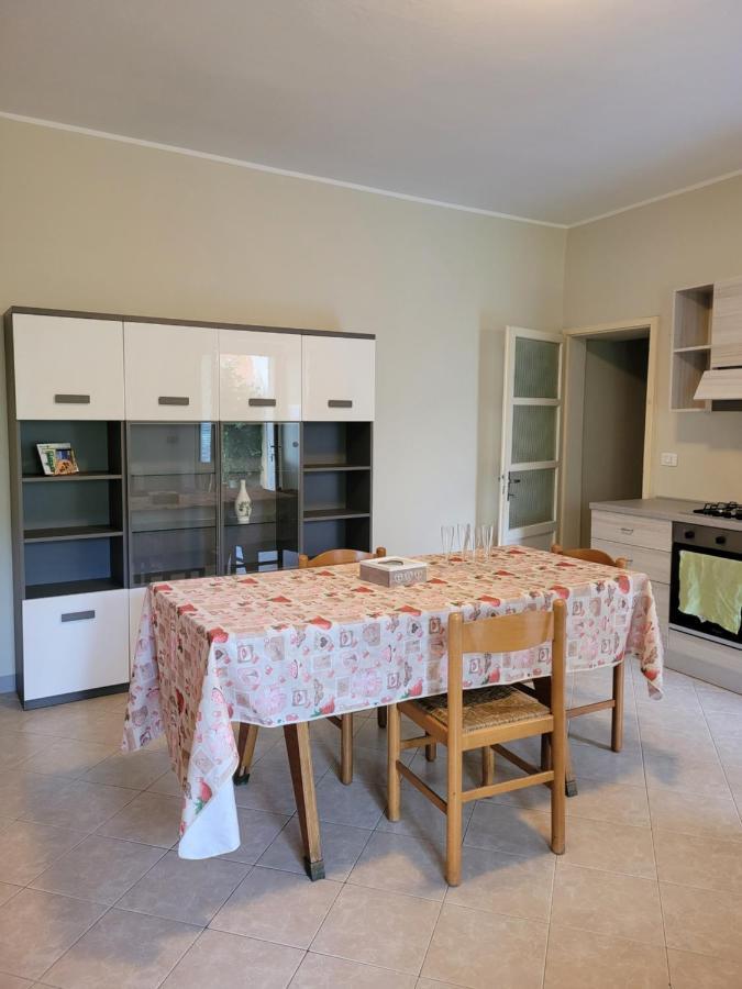 Apartamento Casa Gianna Castiglione dʼIntelvi Exterior foto